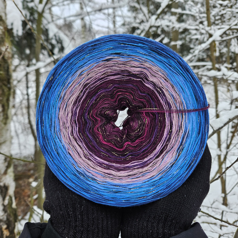 Sladká galaxie 1500m / 4nitka s lurexem