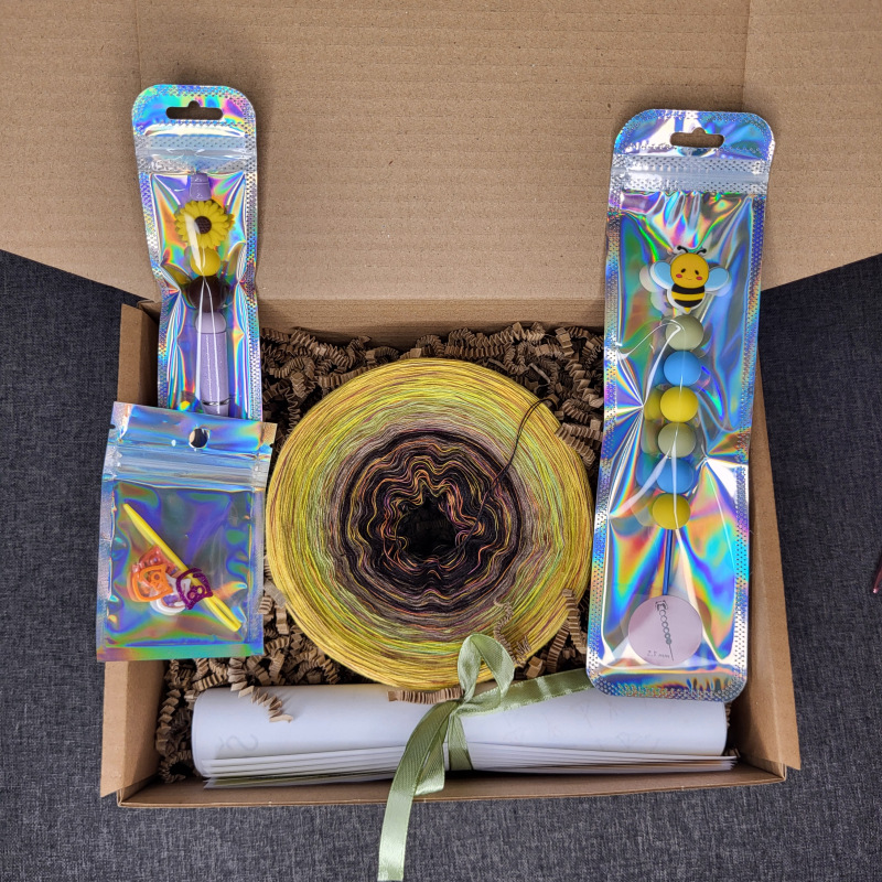 Háčkovací sada - Šátek Megane - varianta Golden soil